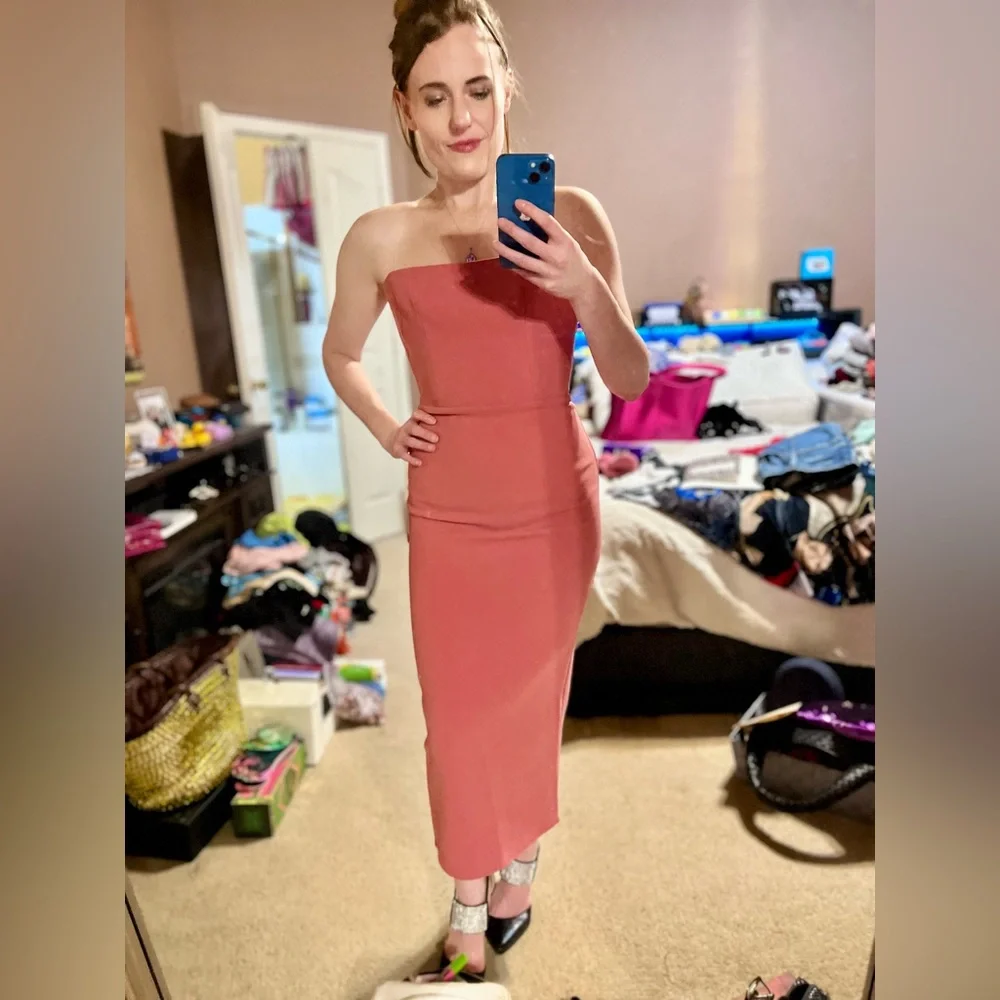 Alex Perry Elegant Coral Strapless Dress - Picture 9 of 16